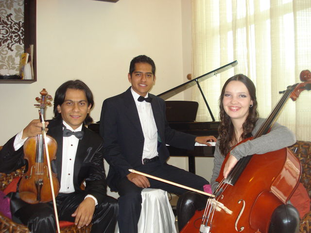 TRIO CLASICO